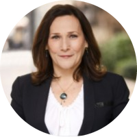 sara_patterson_headshot_circle